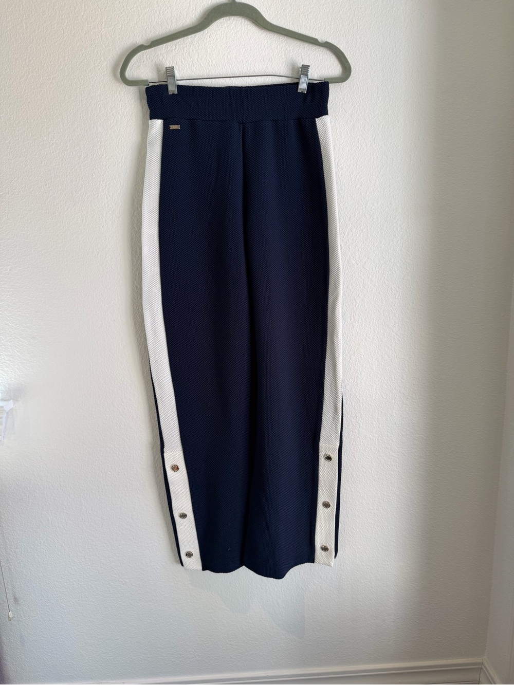 LUNE Active Textured Knit Sweats